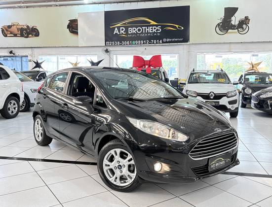 FORD FIESTA 1.6 SE HATCH 16V FLEX 4P POWERSHIFT